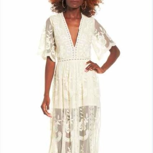 socialite lace romper